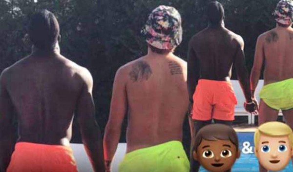 ¿Broma o amor? Futbolistas causan revuelo por misteriosa foto