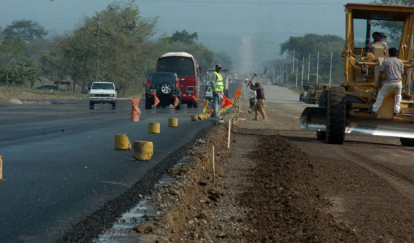 Empresarios piden menos carga fiscal para estimular economía