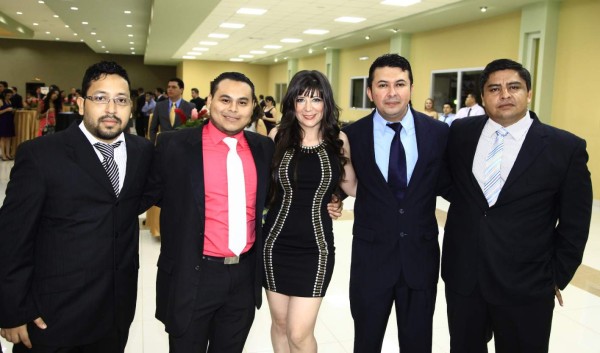 Brindis por el éxito profesional