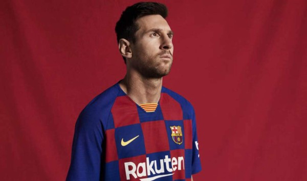 Video: El Barcelona causa revuelo al lanzar llamativa nueva camiseta