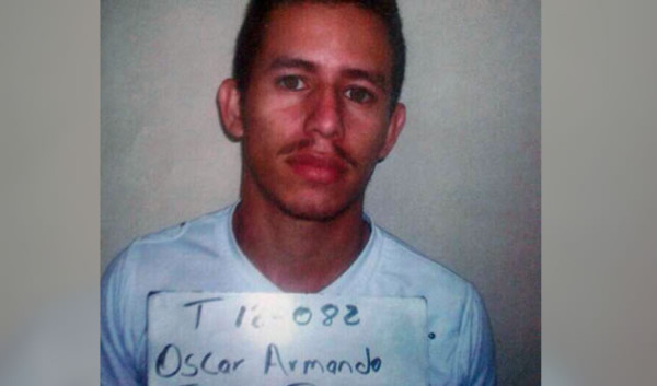 Detienen a 7 policías por fuga de recluso