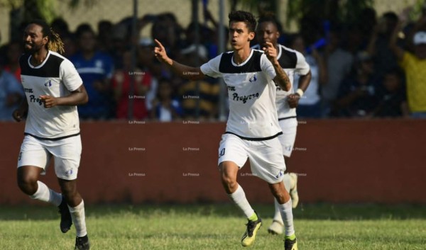 Triangular en el descenso; Marathón a semifinales y Motagua a repechaje