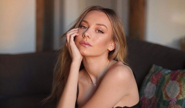 Ester Expósito encanta a fans con sensual reggaetón