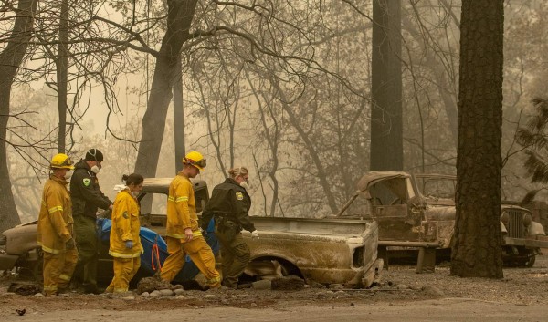 Balance de muertos por incendio en California se eleva a 87