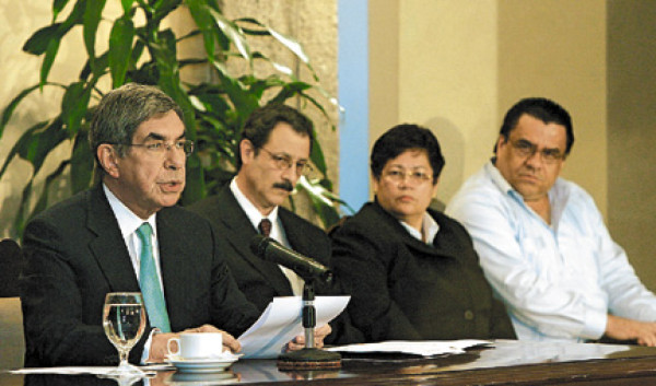 EUA: 'poco prudente” que Zelaya regrese