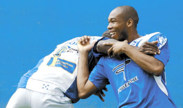 Honduras practica el baile de la victoria