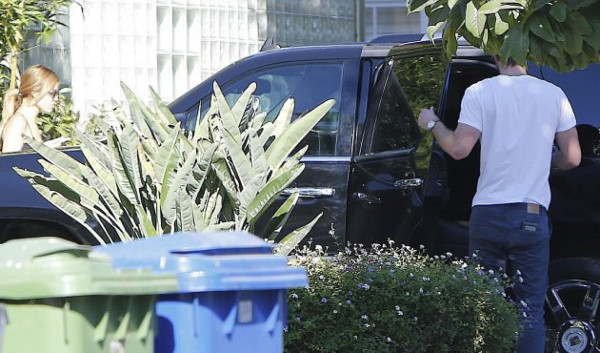 Captan a Liam con Eiza Gonzalez el día que rompió compromiso con Miley Cyrus 