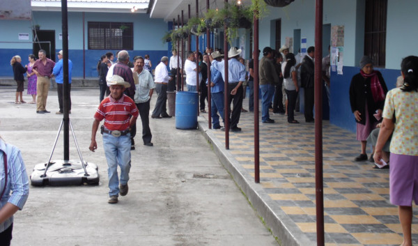 Fervor catracho en las calles por desarrollo de elecciones en Honduras