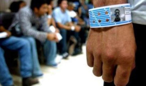 México discutirá con equipo de Trump deportaciones de indocumentados