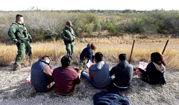 EEUU someterá a juicio a migrantes deportados que hayan retornado