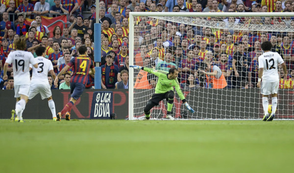 El Barça se lleva un clásico igualadísimo y abre hueco en la Liga