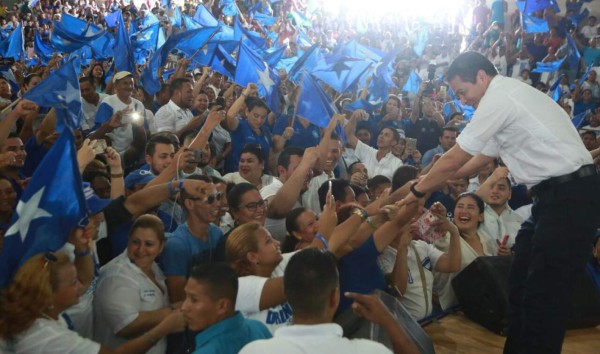 JOH promete empleo y prosperidad a La Ceiba