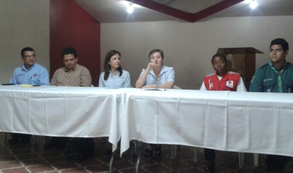 Llaman a sampedranos a donar víveres a migrantes