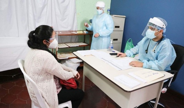 Médicos dan 48 horas al Gobierno de Honduras para otorgar permanencias