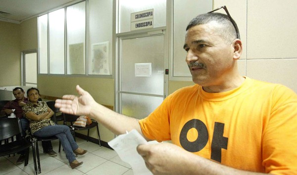 Hasta un mes deben esperar los pacientes para hacerse una endoscopia en el Seguro