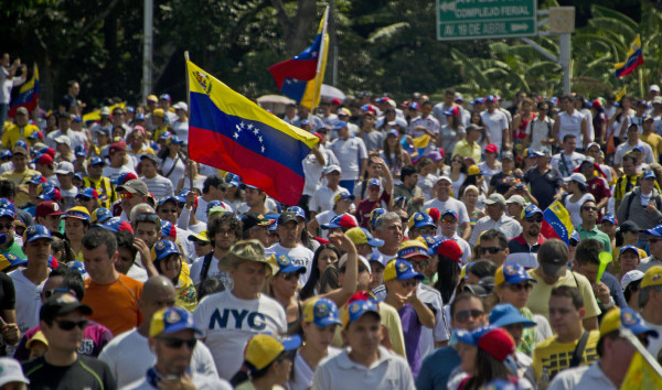 Más de 150 ciudades del mundo realizan protesta 'SOS Venezuela”