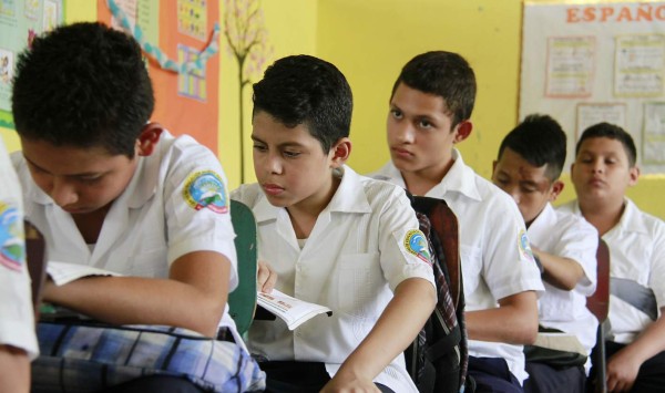 Isaac, el mejor estudiante de Honduras formado en San Pedro Sula