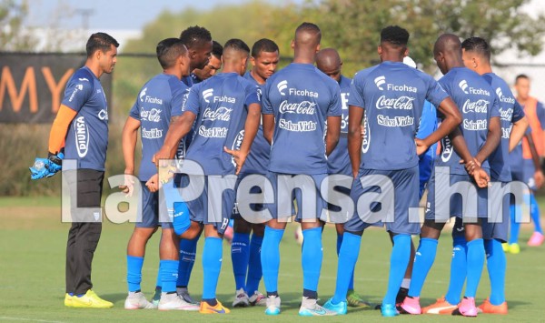 Honduras realizó su penúltimo entrenamiento en Houston