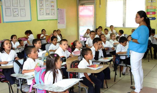 Ocho escuelas públicas de Villanueva son bilingües