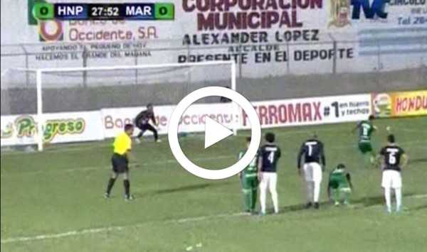 VIDEO: Diego Reyes falla penal contra Honduras Progreso