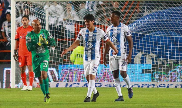 ¡Increíble! Portero 'Conejo' Pérez deja sin liguilla al Cruz Azul