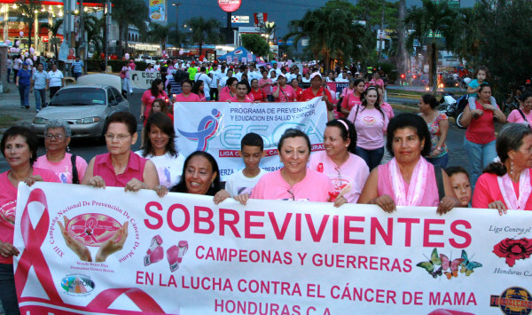 Miles alzan la voz: 'Sí se puede vencer el cáncer”