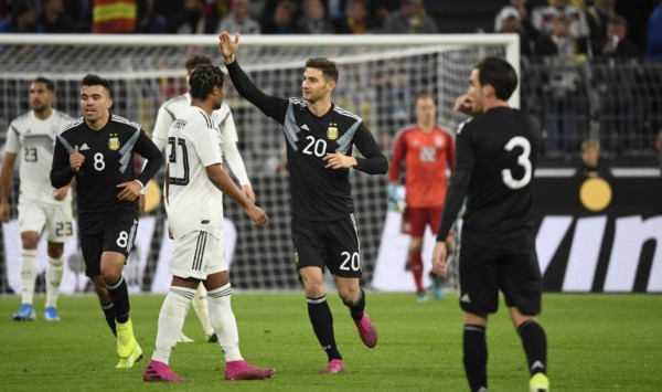 Video: Argentina sin Messi, rescató un empate ante Alemania
