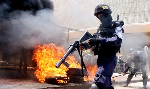 Disturbios opacan el 1 de Mayo en Tegucigalpa