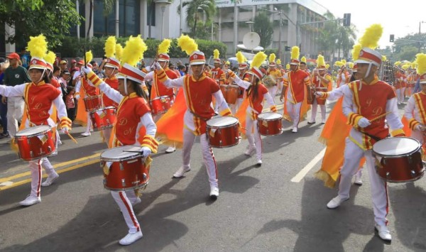 Civismo, fervor y belleza destacan en la celebración del 197 aniversario de Independencia