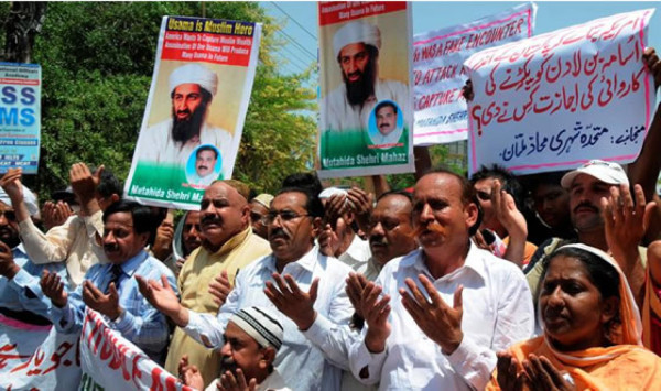 Hija de Bin Laden vio a EUA matar a su padre