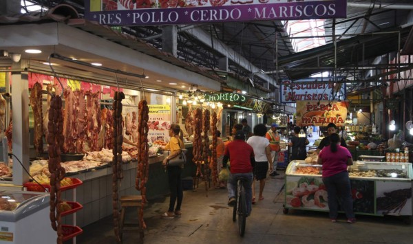Precios de los productos se mantienen en los mercados
