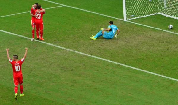 Honduras se despide del Mundial por la puerta de atrás