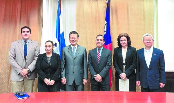 Taiwán desembolsa L22 millones para formar artesanos hondureños