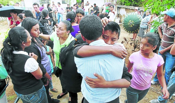 'Mami, me duele. A mi papito ya no lo volveré a ver”: hija de taxista asesinado