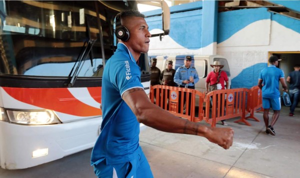 Carlo Costly, otra vez suplente contra El Salvador