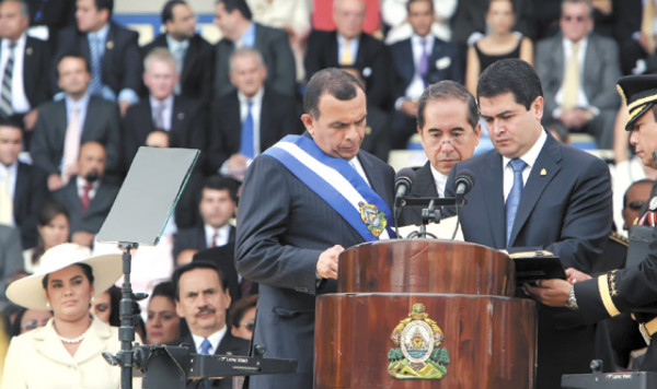 Pepe Lobo: Unidos venceremos la adversidad