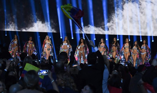 Sudáfrica gana la corona del Miss Universo 2019  