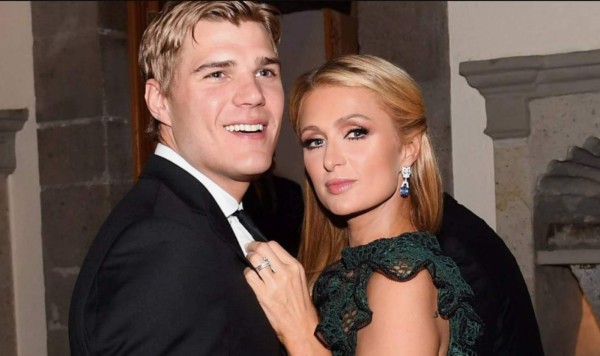 Ex de Paris Hilton le pide devolver el anillo de compromiso valorado en 1.7 millones de dólares