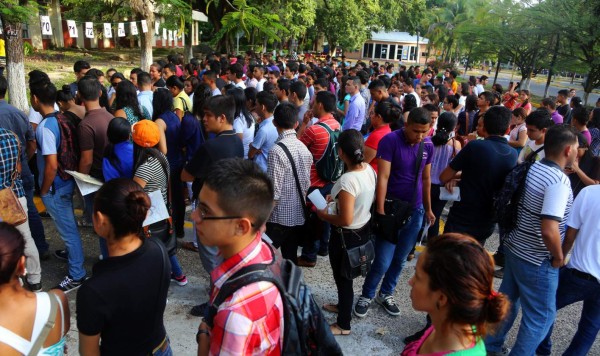 Más de 1,300 alumnos no asistieron a la PAA de la Unah