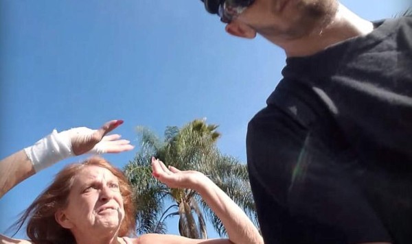 'Habla inglés estúpido inmigrante', nuevo incidente racista en EUA