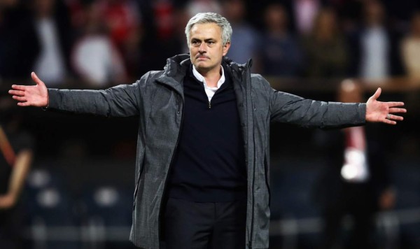 Mourinho a futbolista del Real Madrid: 'Vente conmigo al Manchester United'