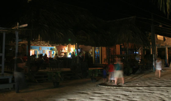 Noches de luna y fiesta