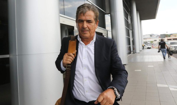 Pinto arribó a Honduras tras su viaje por Perú