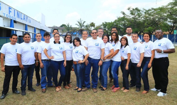 Finlay, celebró sus 53 años de dar salud