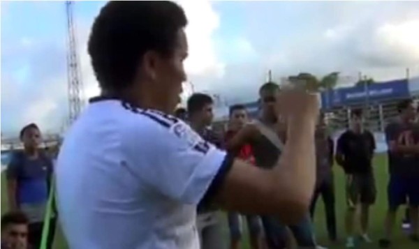 VIDEO: 'Rambo' de León y su charla a jugadores del Platense