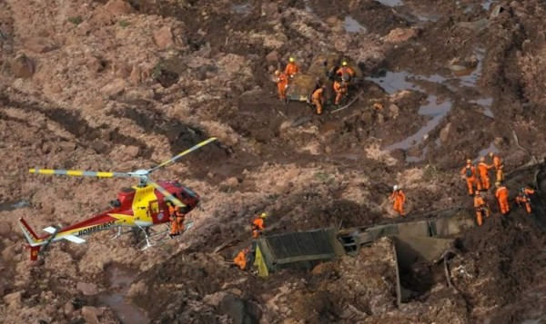 Brasil: Al menos siete muertos y 150 desaparecidos tras ruptura de dique minero  
