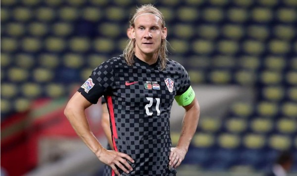 Futbolista croata Domagoj Vida jugó 45 minutos ante Turquía siendo positivo por COVID-19