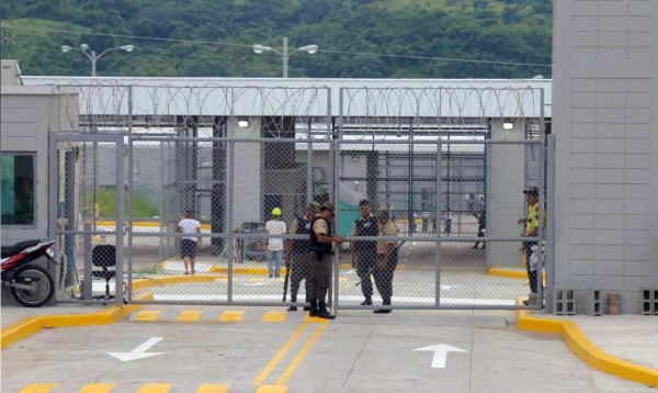 Autorizan visitas especiales a reclusos en cárceles de Honduras