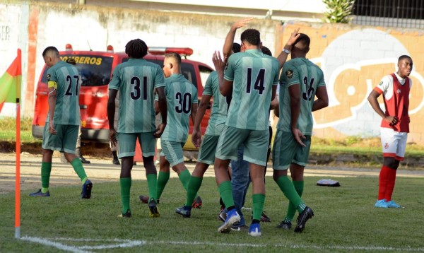 El Real de Minas derrotó con remontada incluida a la Real Sociedad en Danlí.