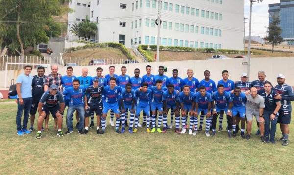 Sub-20 de Honduras partió rumbo a Europa para amistosos previo al Mundial de Polonia